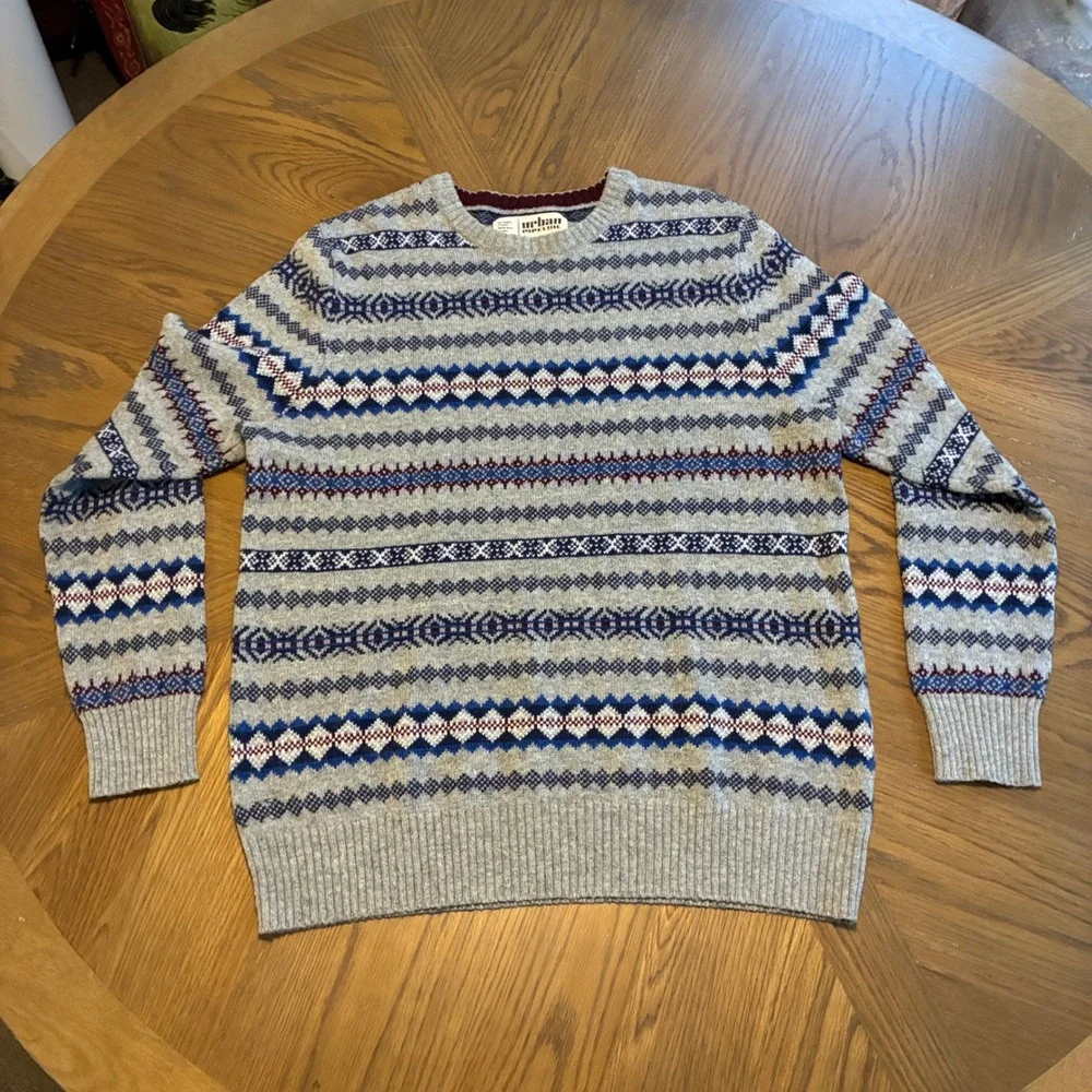 Men XL Sweater gray geometric stripes preppy collegiate cabincore gorpcore bloke